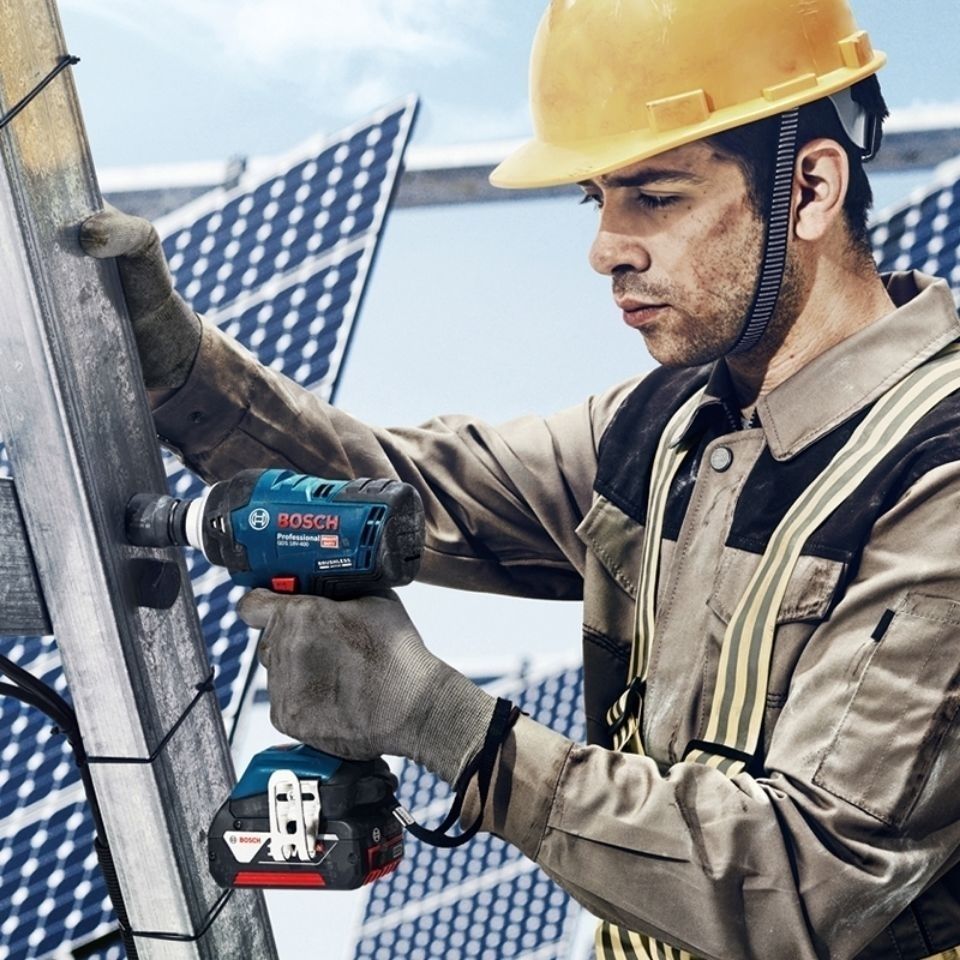 ボッシュ GDS 18V-400 コードレスインパクトレンチ - Power Tools In Electrical のレビューと価格